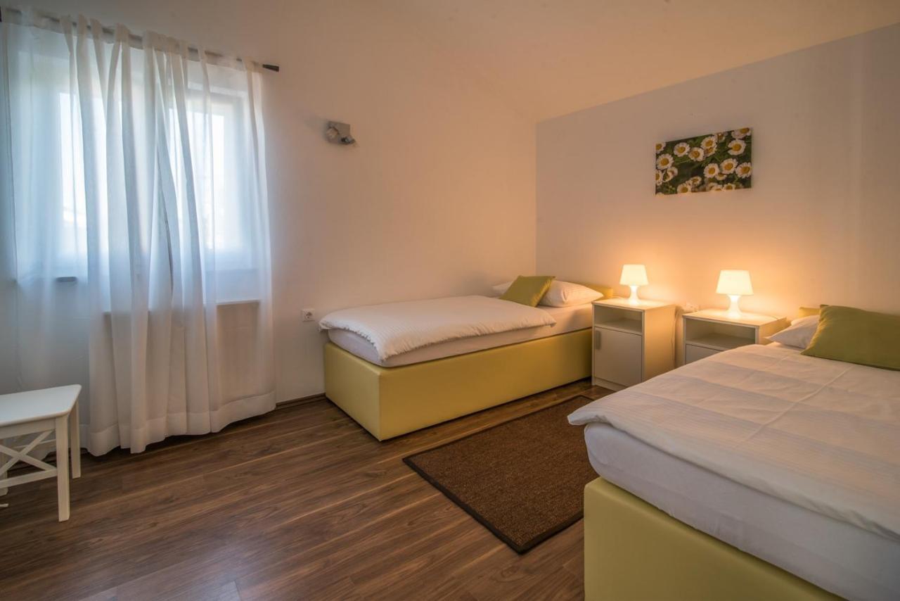 Villa Marina Malinska Zewnętrze zdjęcie